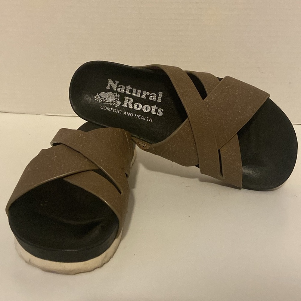 Roots-“Natural Roots” Sandals - Picture 3 of 9